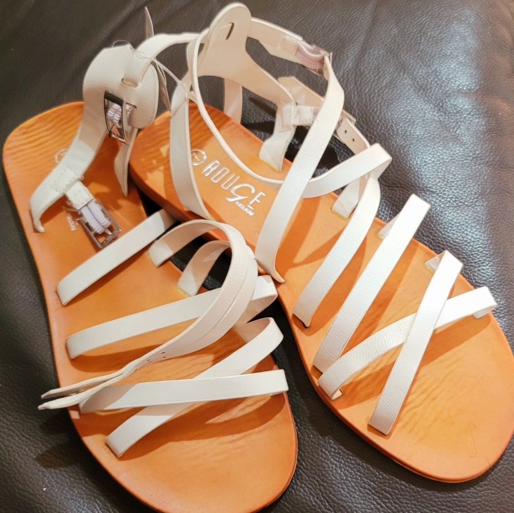 Ladies sandals